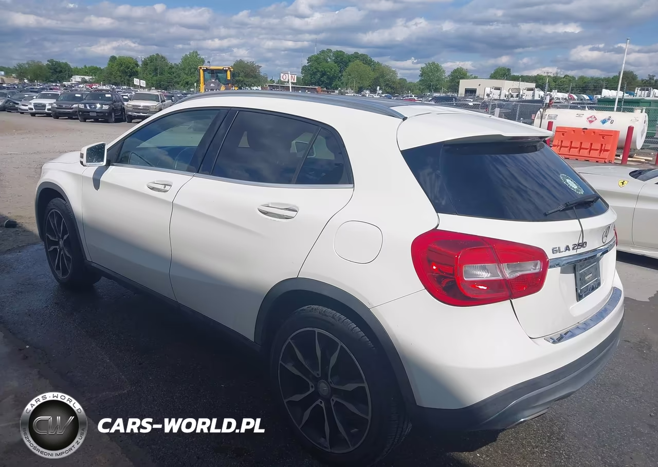 2017 Mercedes-Benz Gla 250 4Matic VIN:WDCTG4GB6HJ353415 - 3