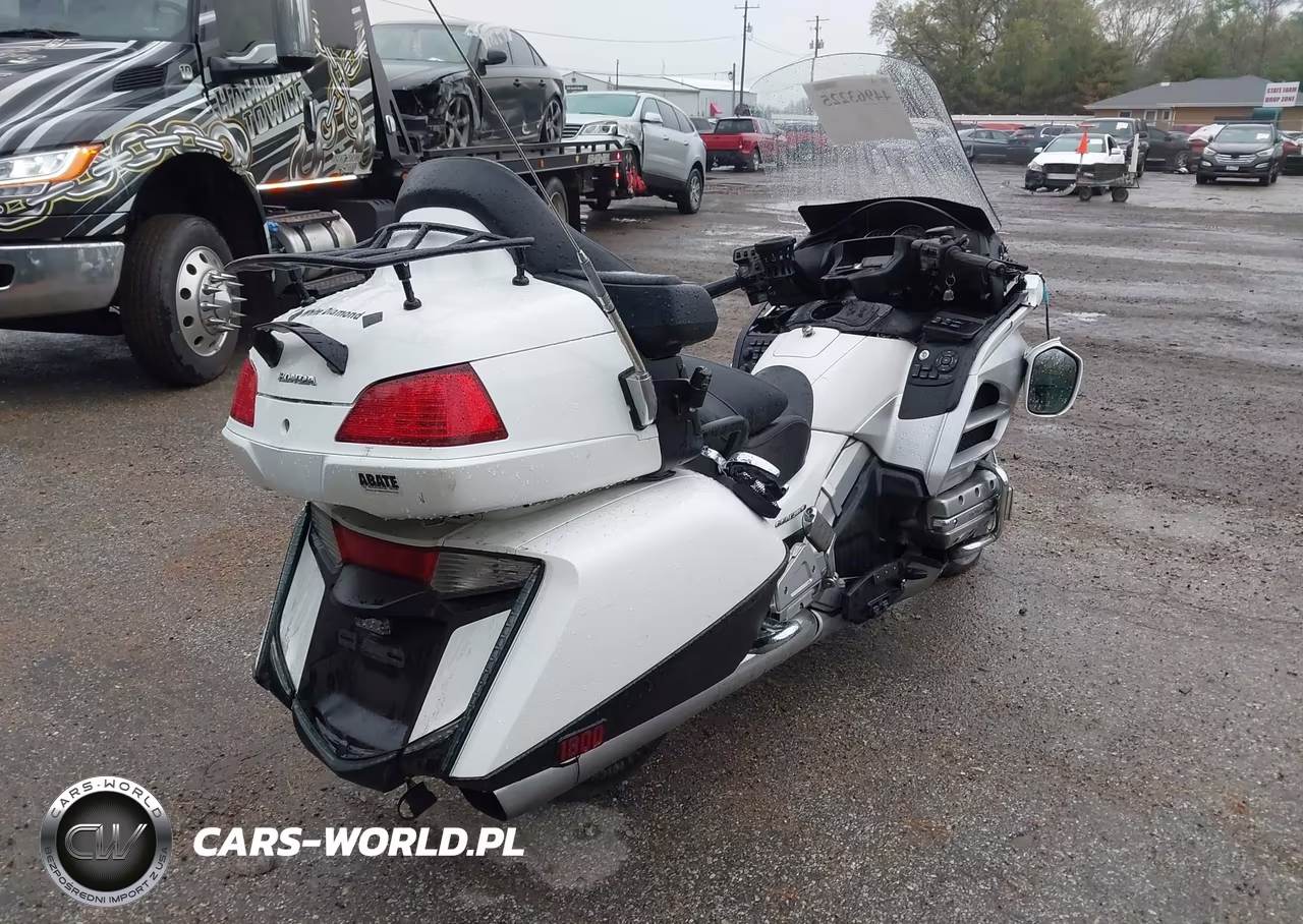 2012 Honda Gl1800 VIN:JH2SC68H6CK000680 - 4