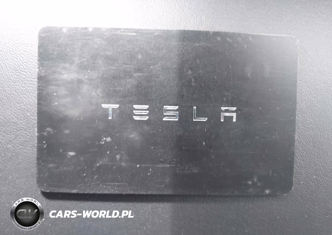 2024 Tesla Model Y Long Range Dual Motor All-Wheel Drive VIN:7SAYGAEE8RF184078 - 11