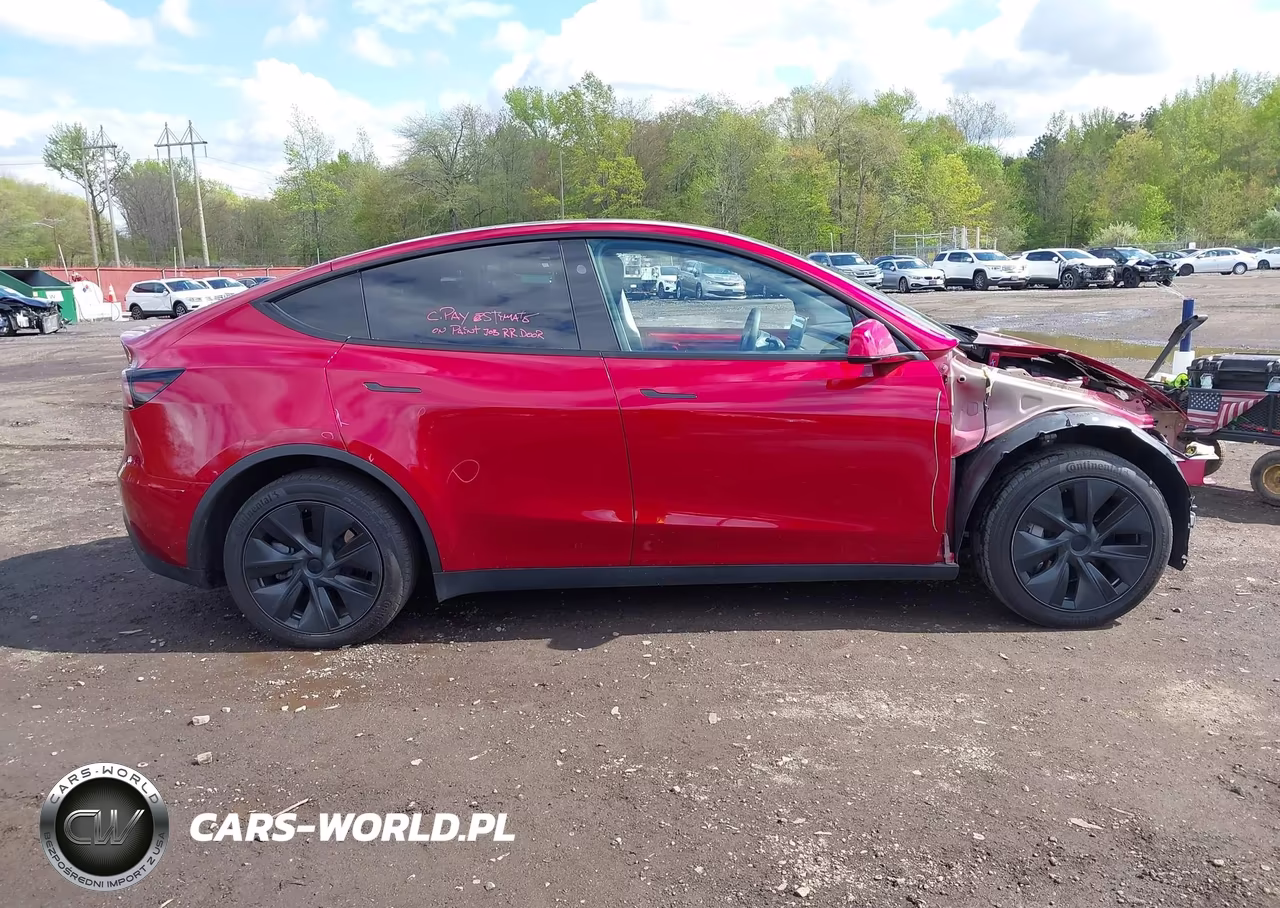 2024 Tesla Model Y Long Range Dual Motor All-Wheel Drive VIN:7SAYGAEE8RF184078 - 13