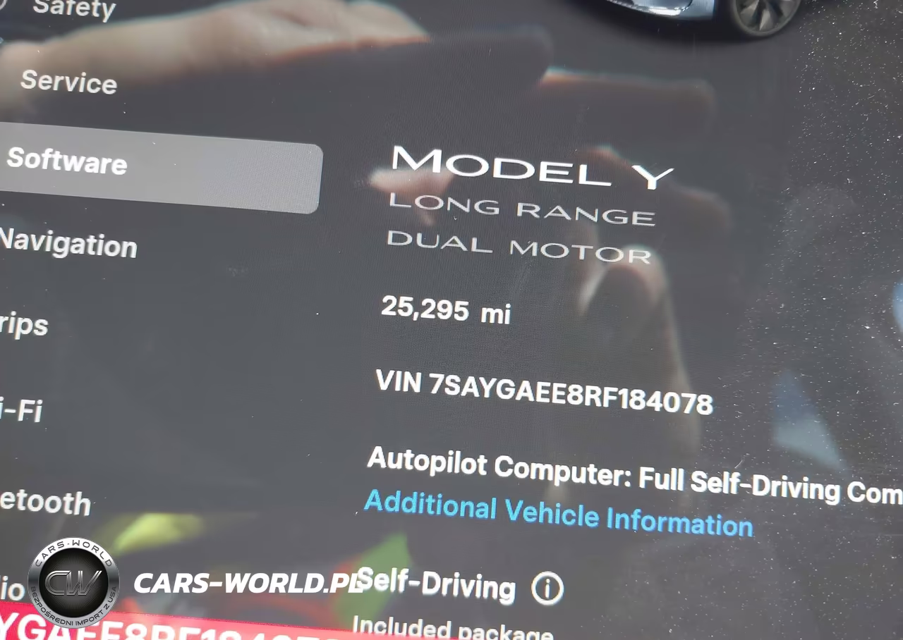 2024 Tesla Model Y Long Range Dual Motor All-Wheel Drive VIN:7SAYGAEE8RF184078 - 15