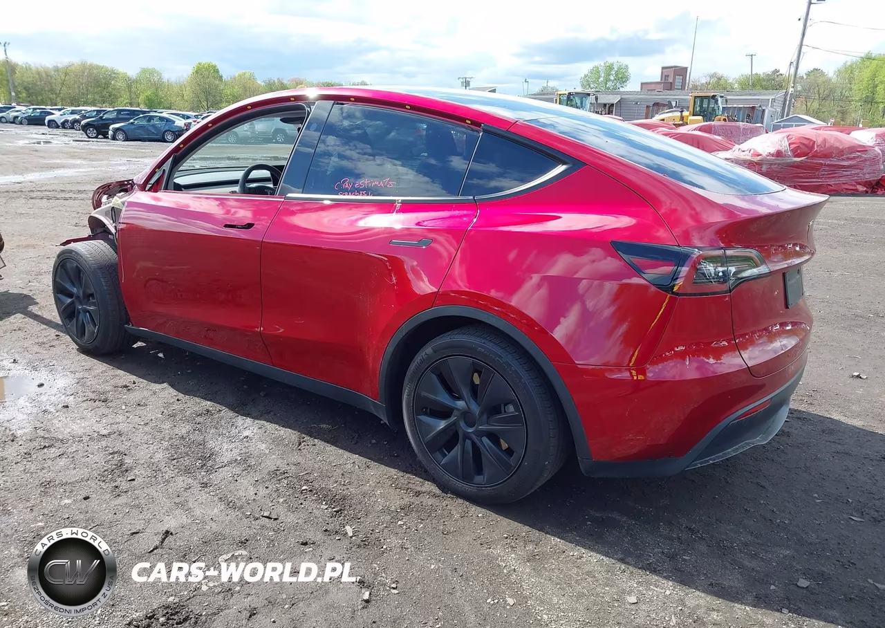 2024 Tesla Model Y Long Range Dual Motor All-Wheel Drive VIN:7SAYGAEE8RF184078 - 3