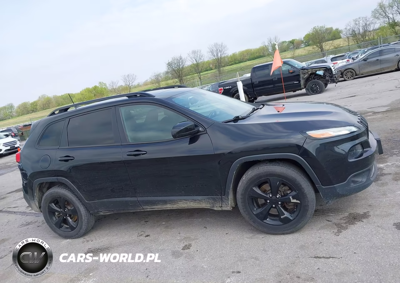 2016 Jeep Cherokee Altitude VIN:1C4PJMCB8GW142104 - 13