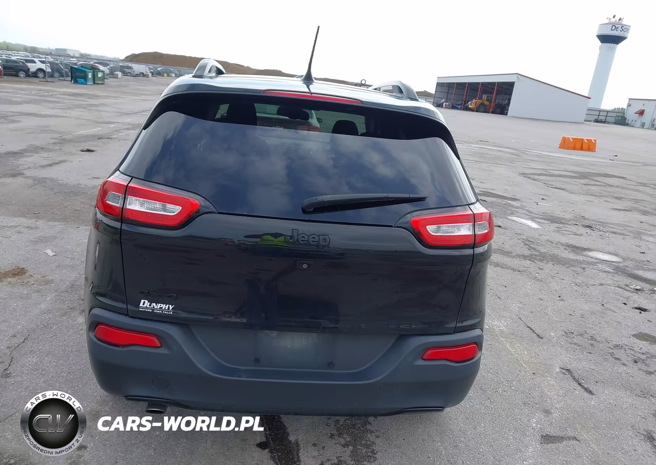 2016 Jeep Cherokee Altitude VIN:1C4PJMCB8GW142104 - 16