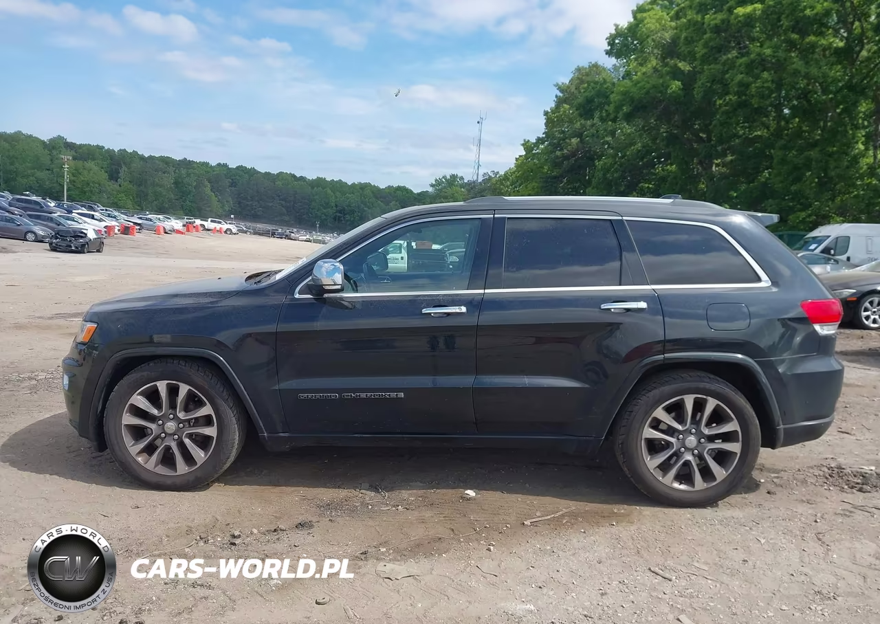 2017 Jeep Grand Cherokee Overland 4X4 VIN:1C4RJFCG6HC955833 - 14