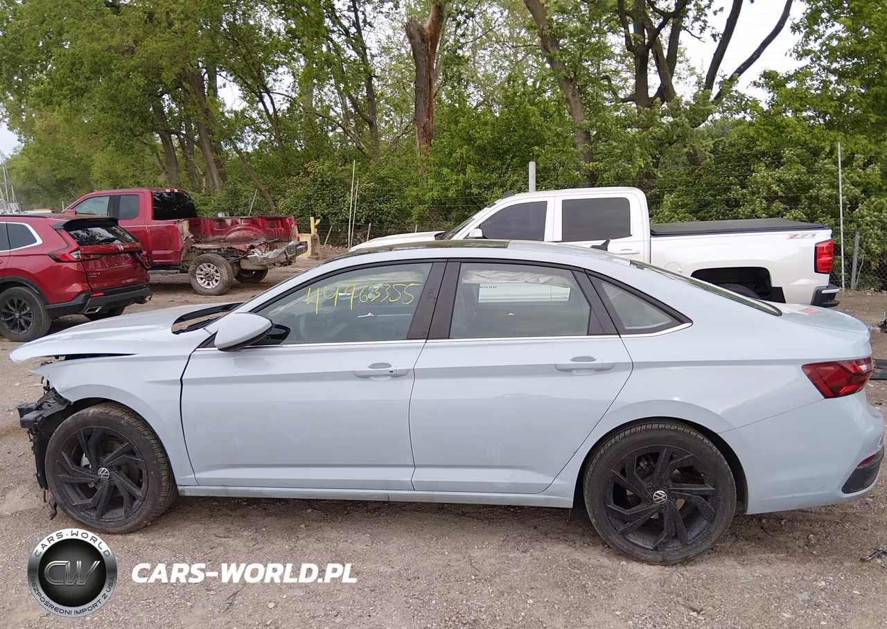 2025 Volkswagen Jetta 1.5T Se VIN:3VW7X7BU5SM028117 - 15