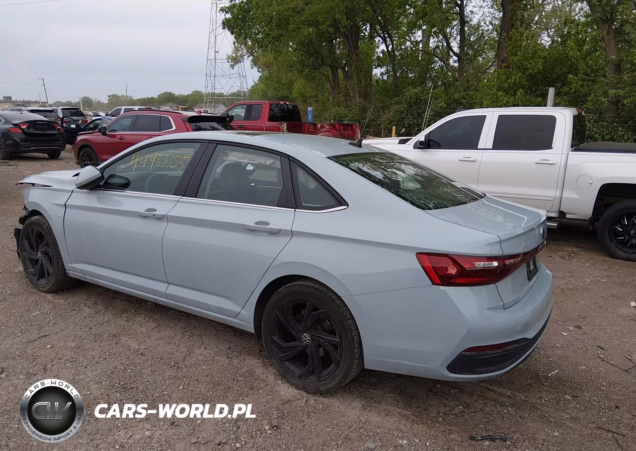 2025 Volkswagen Jetta 1.5T Se VIN:3VW7X7BU5SM028117 - 3