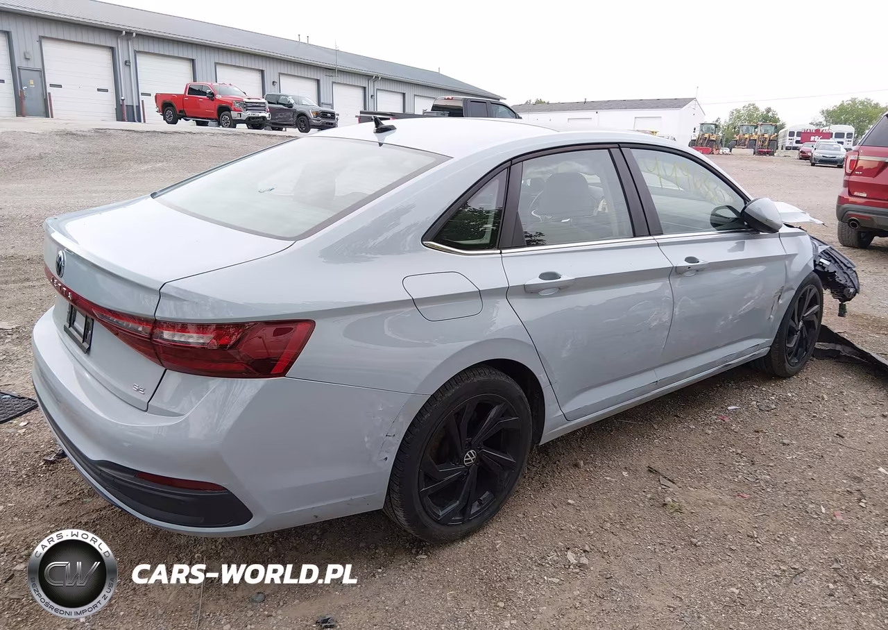 2025 Volkswagen Jetta 1.5T Se VIN:3VW7X7BU5SM028117 - 4