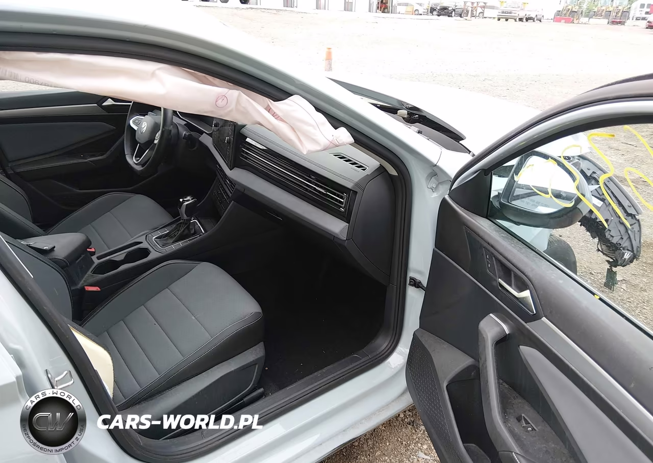 2025 Volkswagen Jetta 1.5T Se VIN:3VW7X7BU5SM028117 - 5