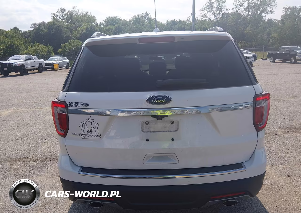 2018 Ford Explorer Xlt VIN:1FM5K7D88JGC63124 - 17