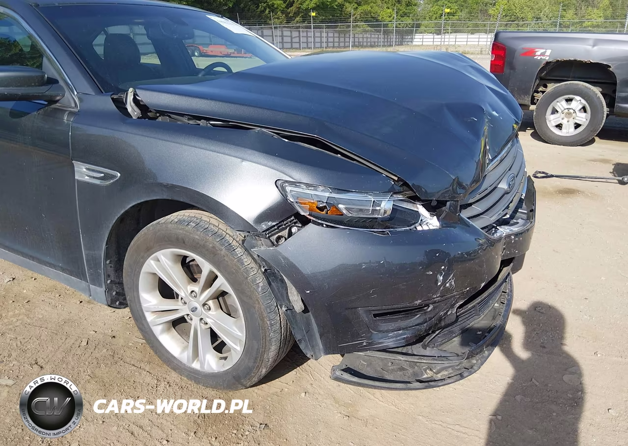 2018 Ford Taurus Sel VIN:1FAHP2E88JG107093 - 17