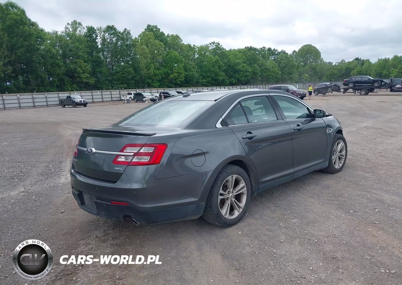 2018 Ford Taurus Sel VIN:1FAHP2E88JG107093 - 4