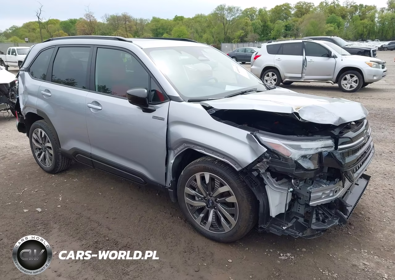 2025 Subaru Forester Touring Hybrid