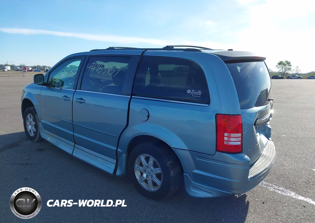 2008 Chrysler Town & Country Touring VIN:2A8HR54P38R774329 - 3