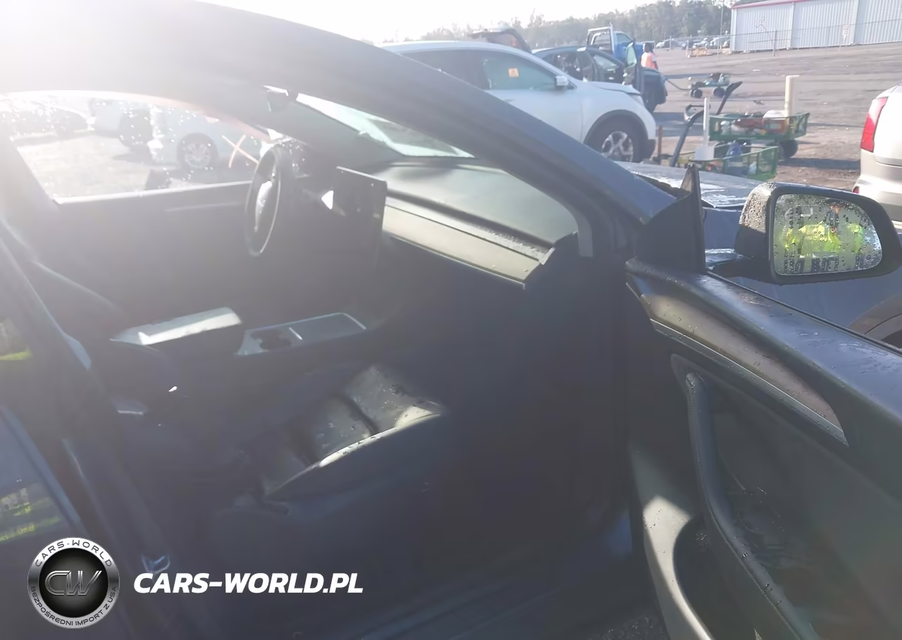 2023 Tesla Model Y Awd-Long Range Dual Motor All-Wheel Drive VIN:7SAYGDEE1PA107919 - 5