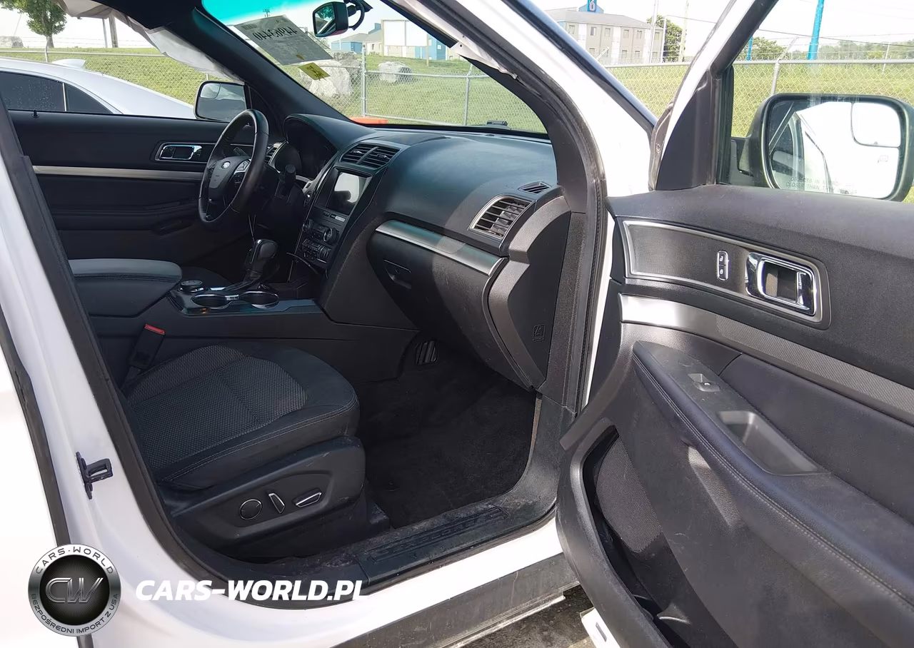 2018 Ford Explorer Xlt VIN:1FM5K8DH3JGB08647 - 5