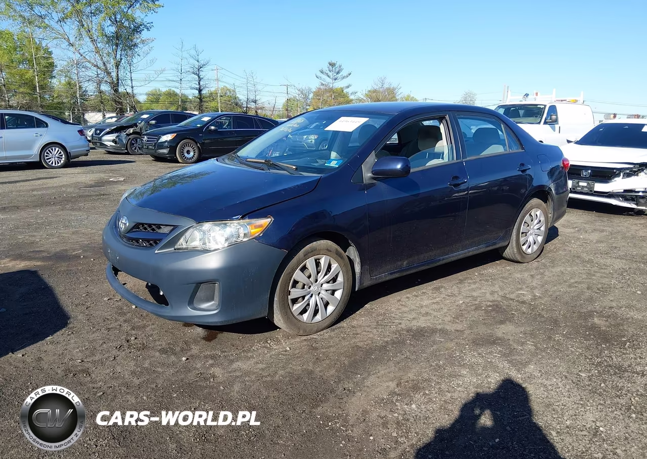 2012 Toyota Corolla Le VIN:2T1BU4EE5CC811344 - 2