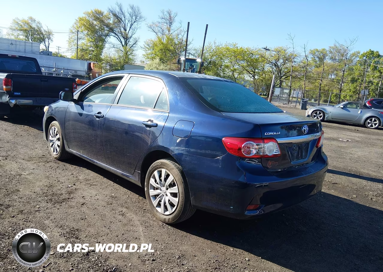 2012 Toyota Corolla Le VIN:2T1BU4EE5CC811344 - 3
