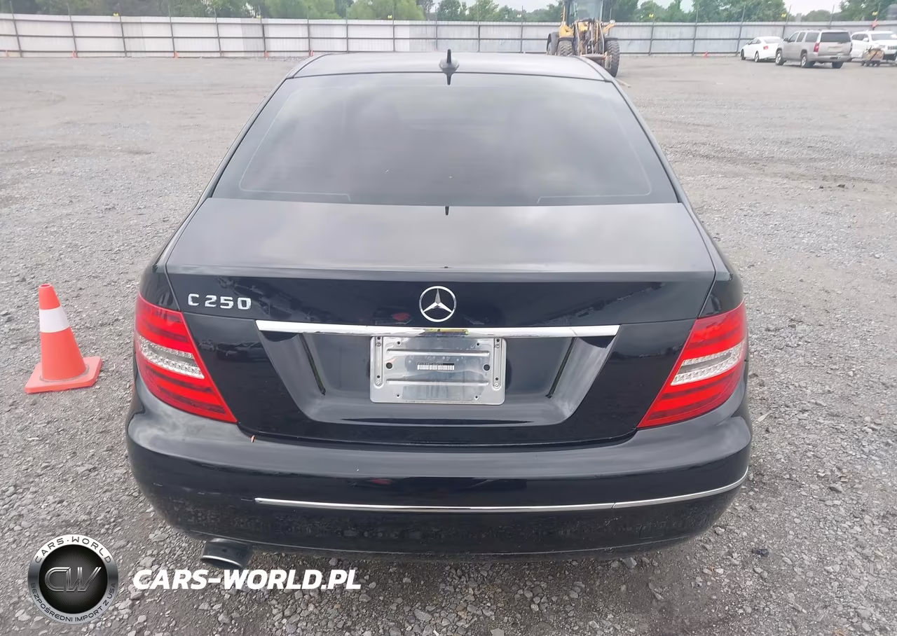 2012 Mercedes-Benz C 250 Sport VIN:WDDGF4HB7CA632721 - 16