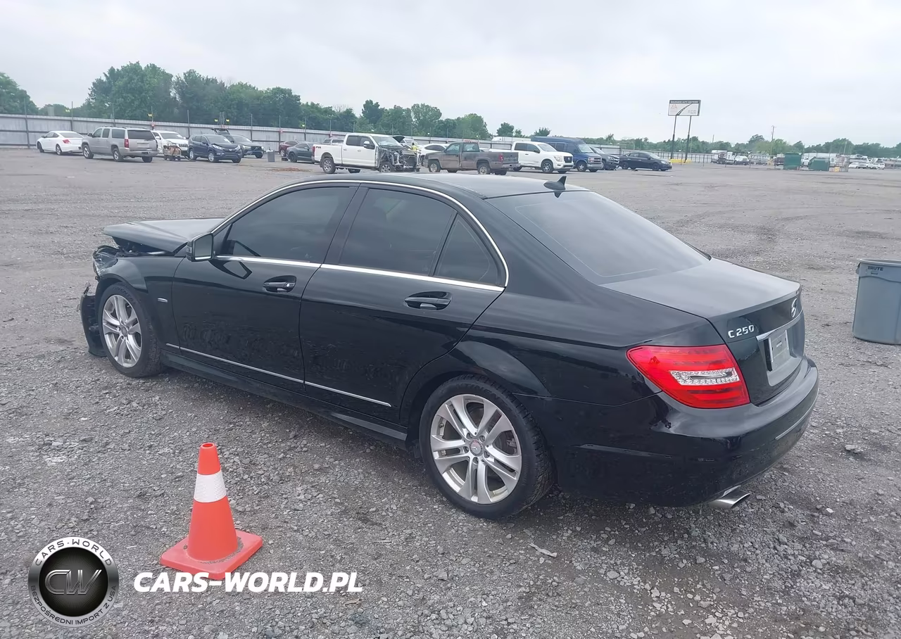 2012 Mercedes-Benz C 250 Sport VIN:WDDGF4HB7CA632721 - 3