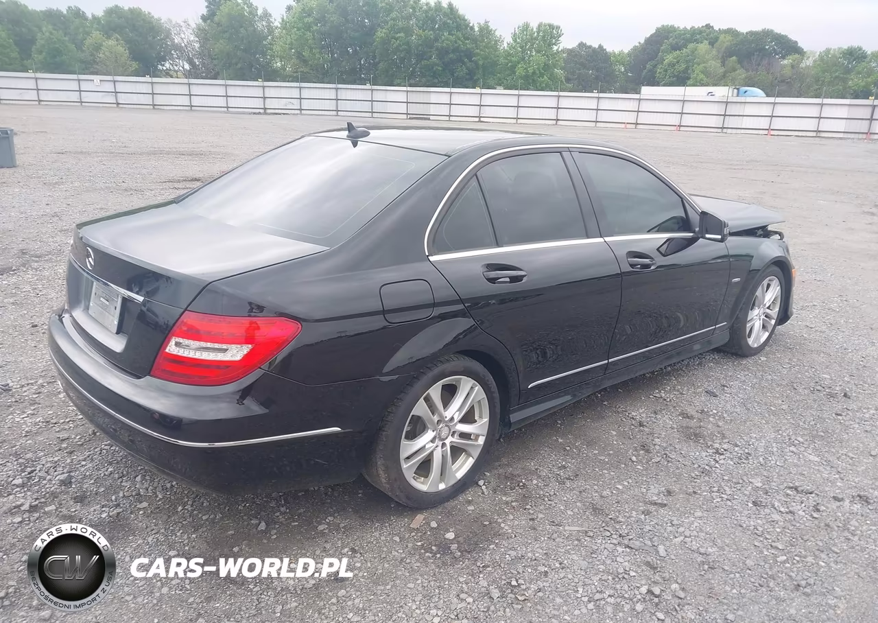 2012 Mercedes-Benz C 250 Sport VIN:WDDGF4HB7CA632721 - 4