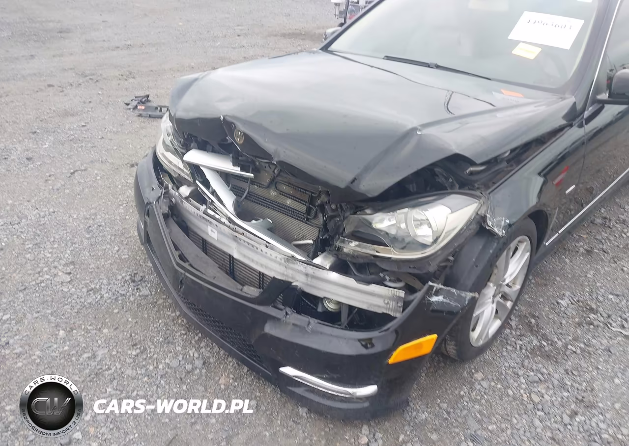 2012 Mercedes-Benz C 250 Sport VIN:WDDGF4HB7CA632721 - 6