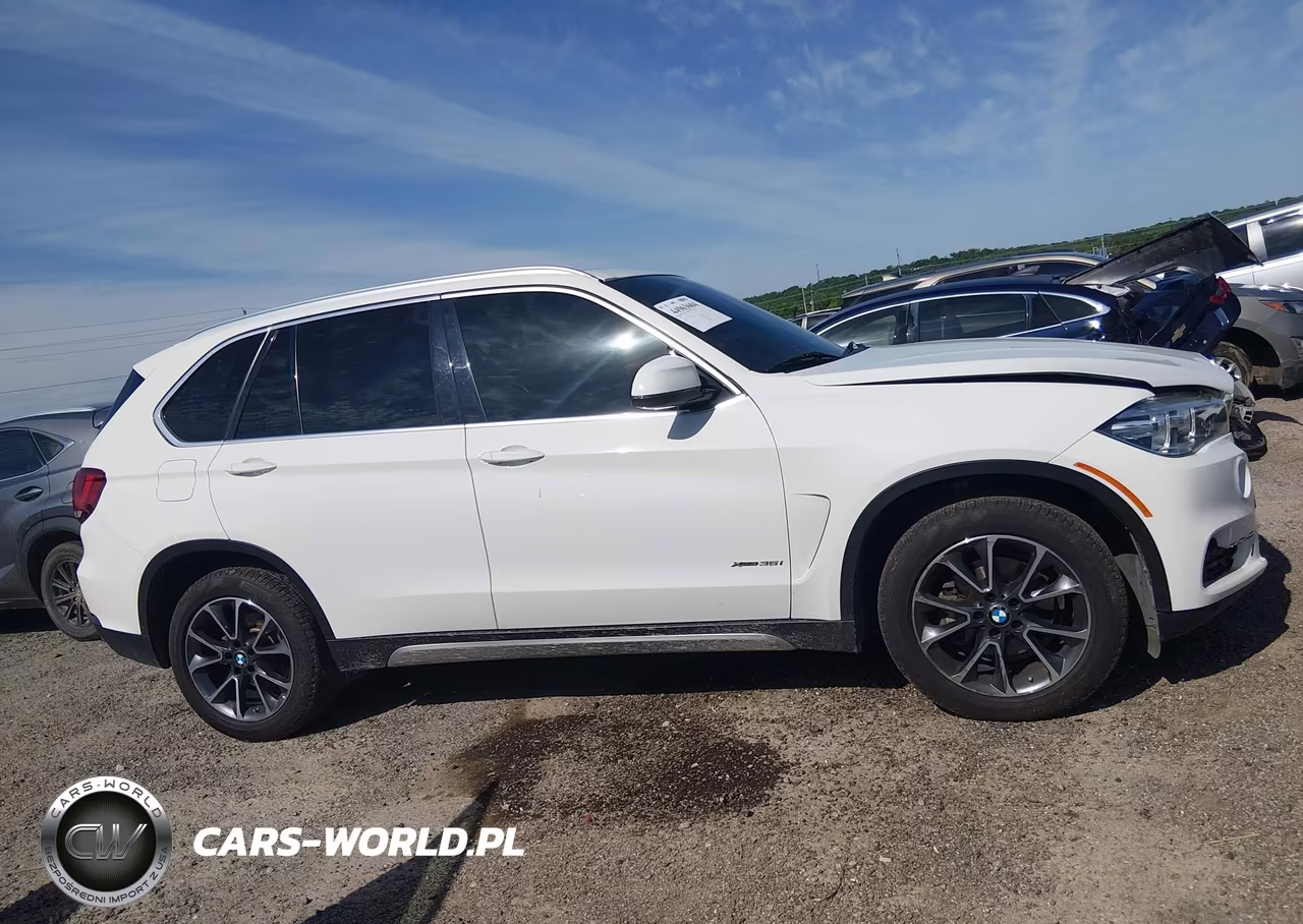 2018 BMW X5 xDrive35I VIN:5UXKR0C58J0X92341 - 13