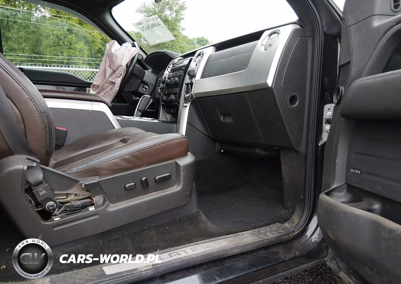 2012 Ford F-150 Platinum VIN:1FTFW1CT1CFB50530 - 5