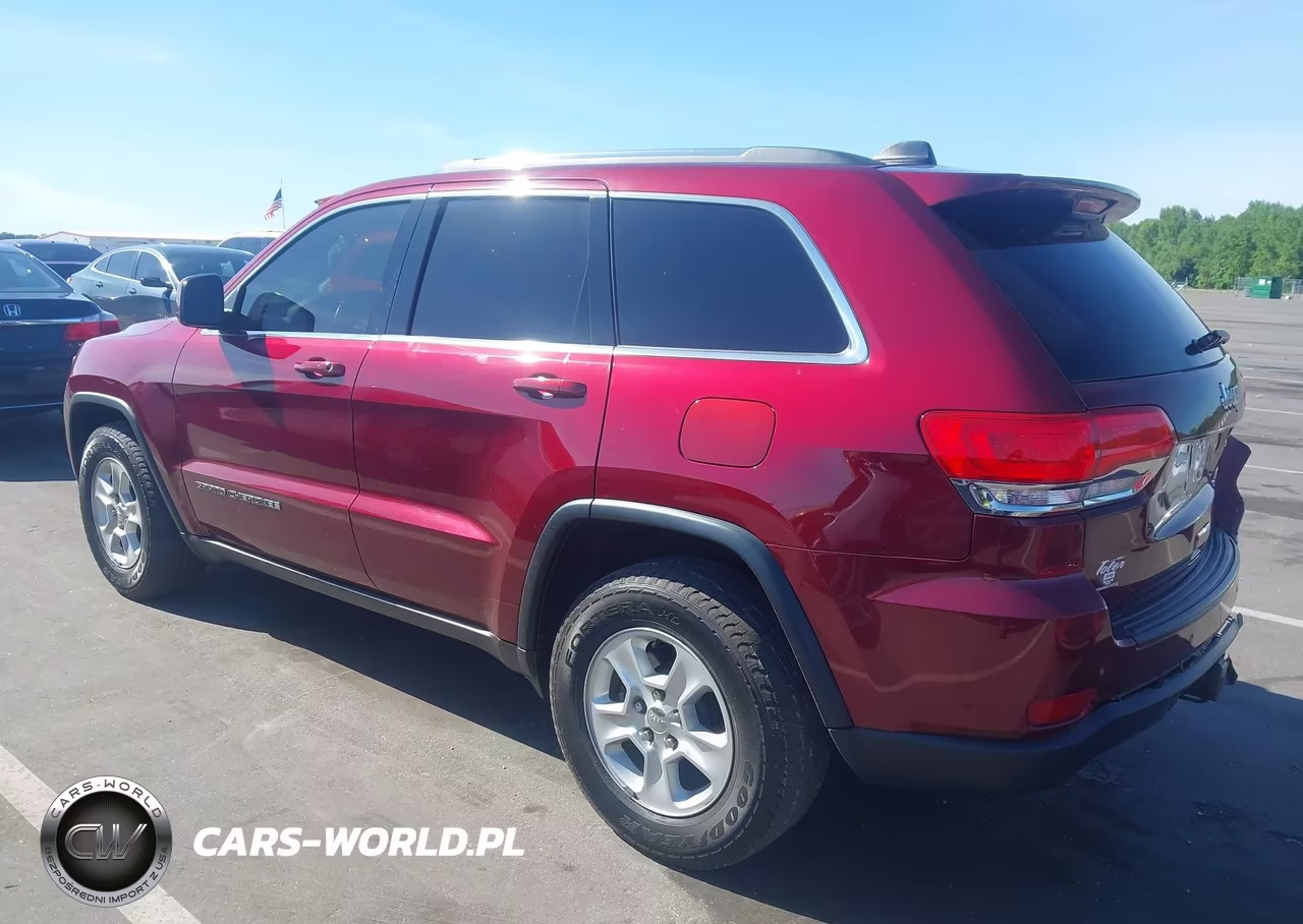 2017 Jeep Grand Cherokee Laredo 4X2 VIN:1C4RJEAG0HC609516 - 3