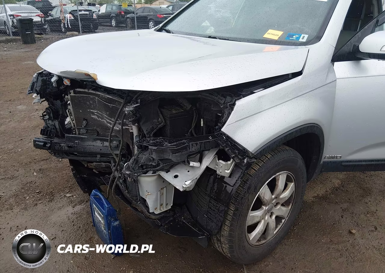 2012 Kia Sorento Lx VIN:5XYKTCA60CG275547 - 6