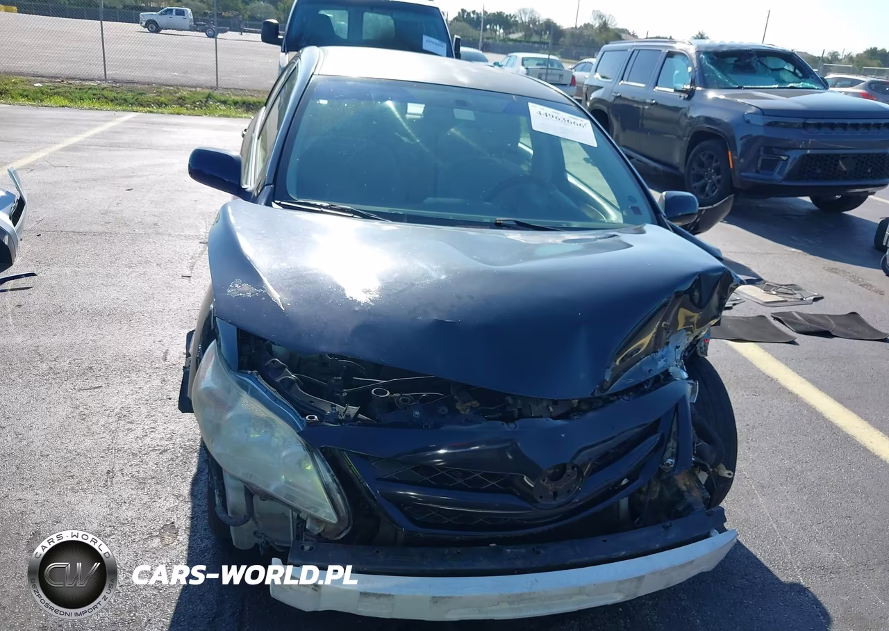 2011 Toyota Corolla Le VIN:JTDBU4EE7B9127805 - 12