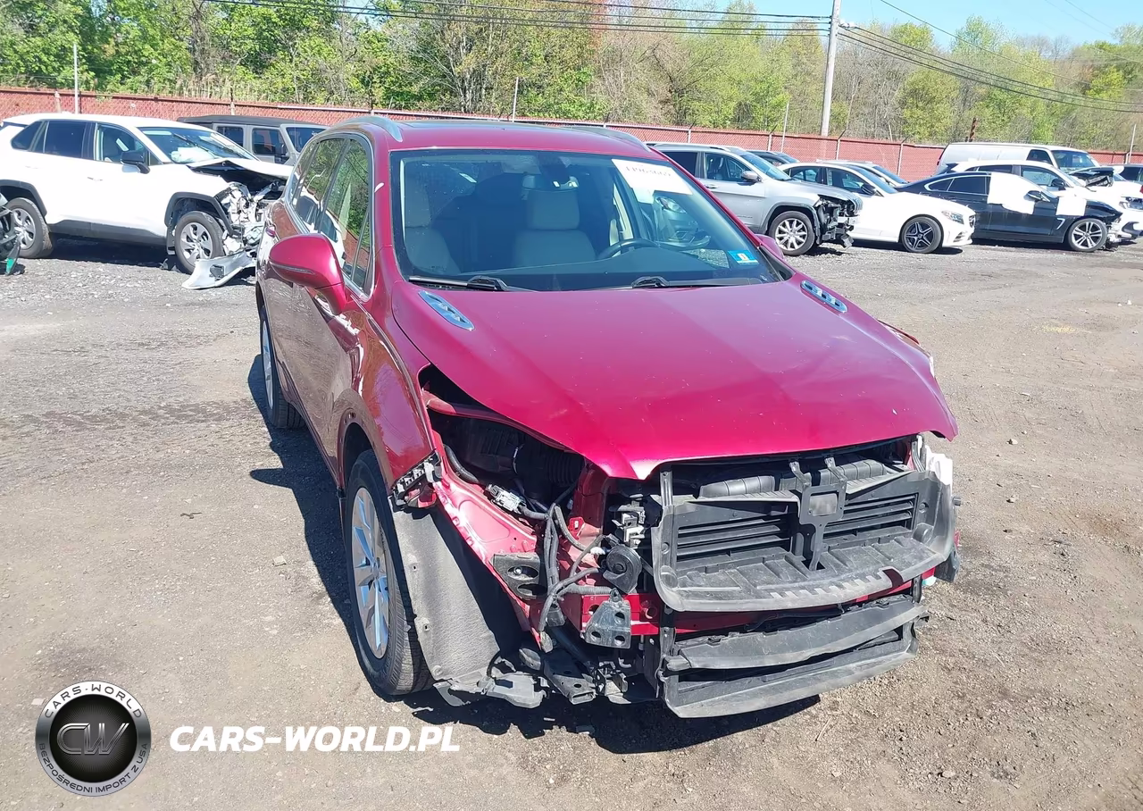 2018 Buick Envision Essence VIN:LRBFX2SA1JD004333 - 17