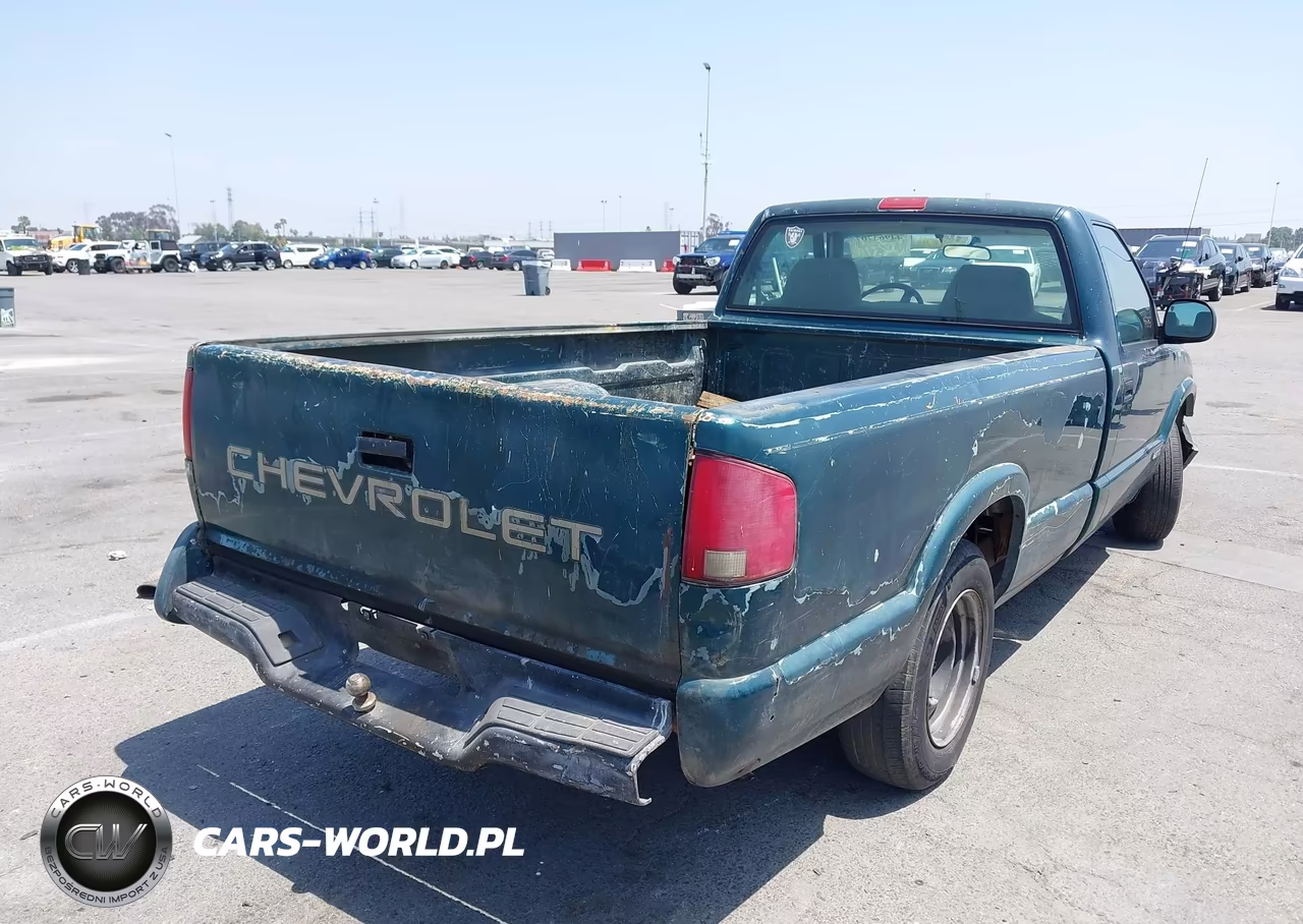 1997 Chevrolet S-10 Fleetside VIN:1GCCS14X6V8187497 - 4