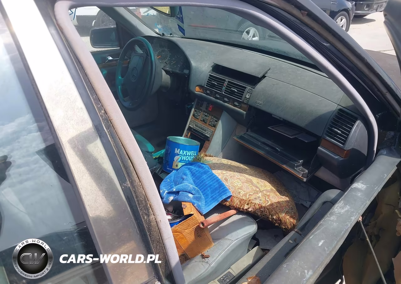 1993 Mercedes-Benz 300 Se VIN:WDBGA32E2PA121900 - 5
