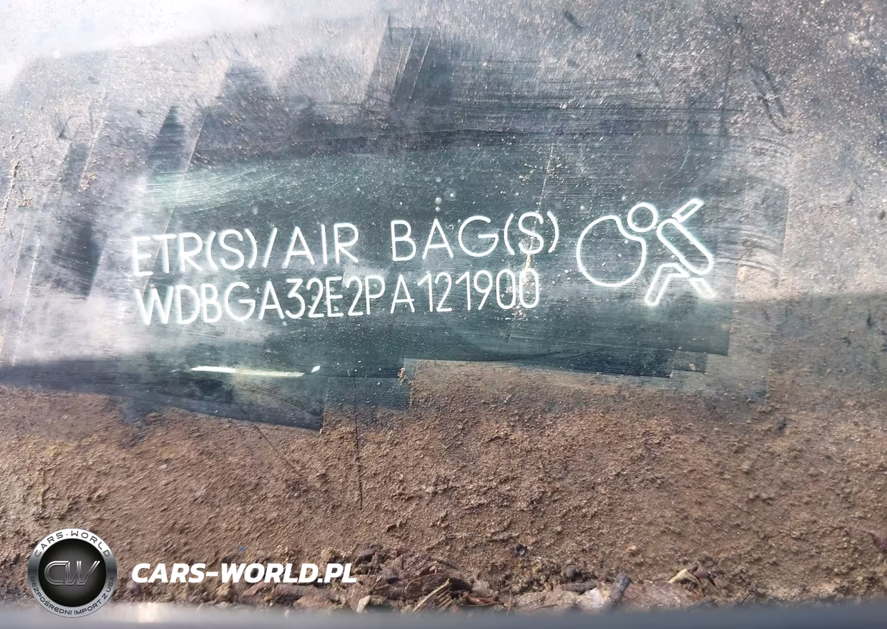 1993 Mercedes-Benz 300 Se VIN:WDBGA32E2PA121900 - 9
