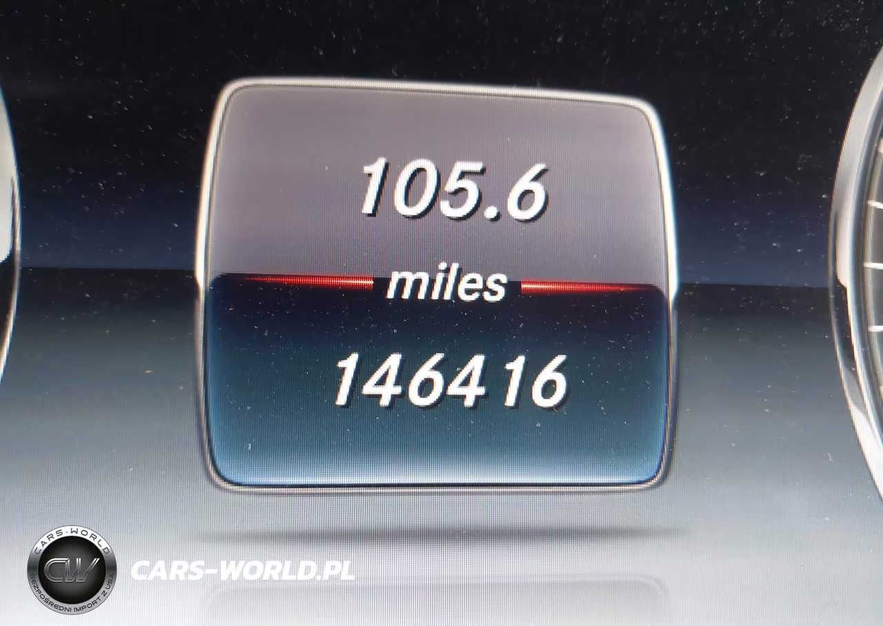 2016 Mercedes-Benz S 550 VIN:WDDUG8CB5GA205588 - 16