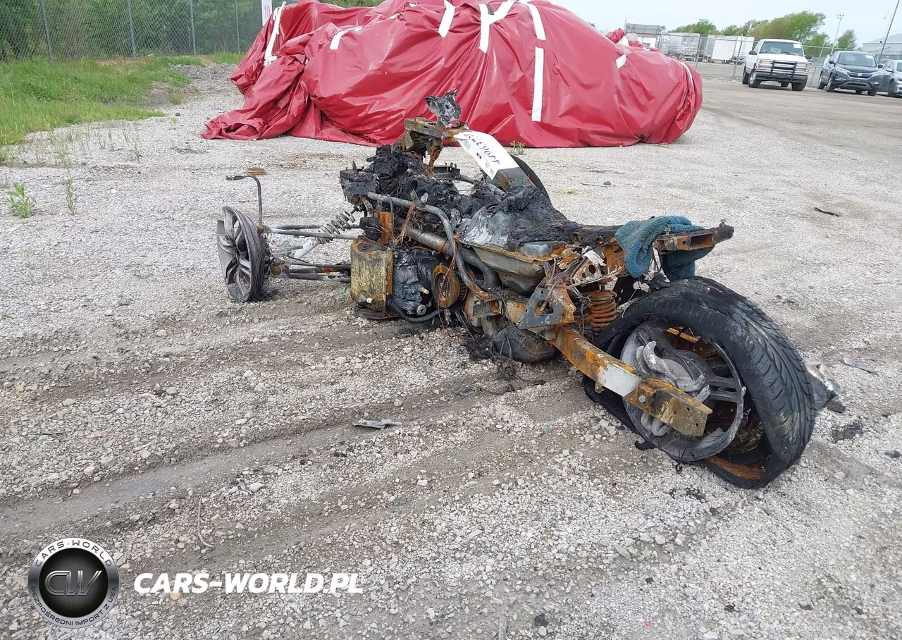 2011 Can-Am Spyder Roadster Rt-Ltd VIN:2BXJBDC10BV001370 - 3