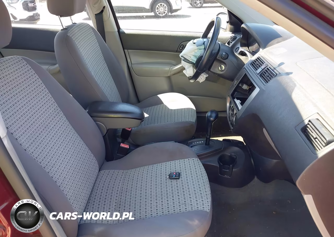 2007 Ford Focus S-Se-Ses VIN:1FAHP34NX7W139460 - 5