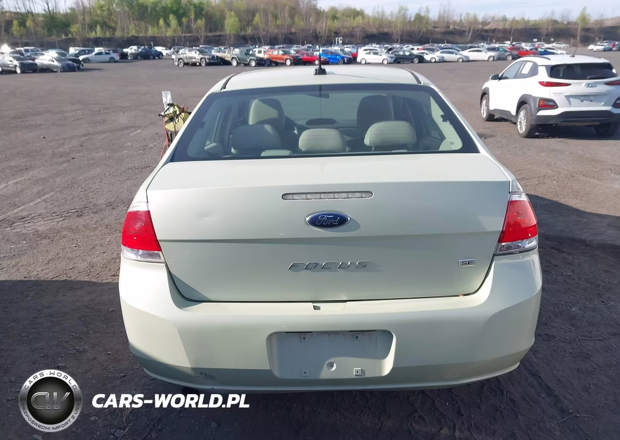 2010 Ford Focus Se VIN:1FAHP3FN8AW135329 - 16