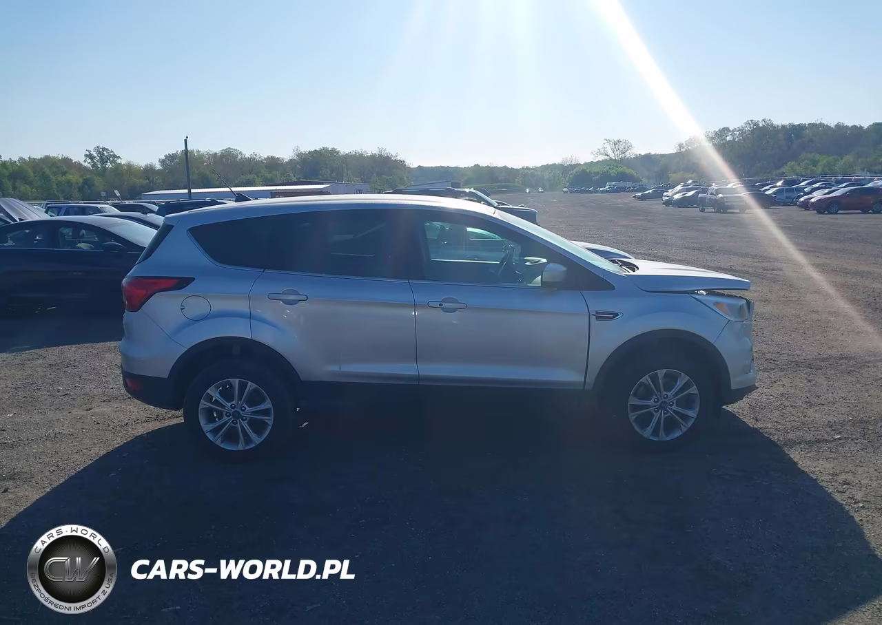 2019 Ford Escape Se VIN:1FMCU9GD3KUB18467 - 13