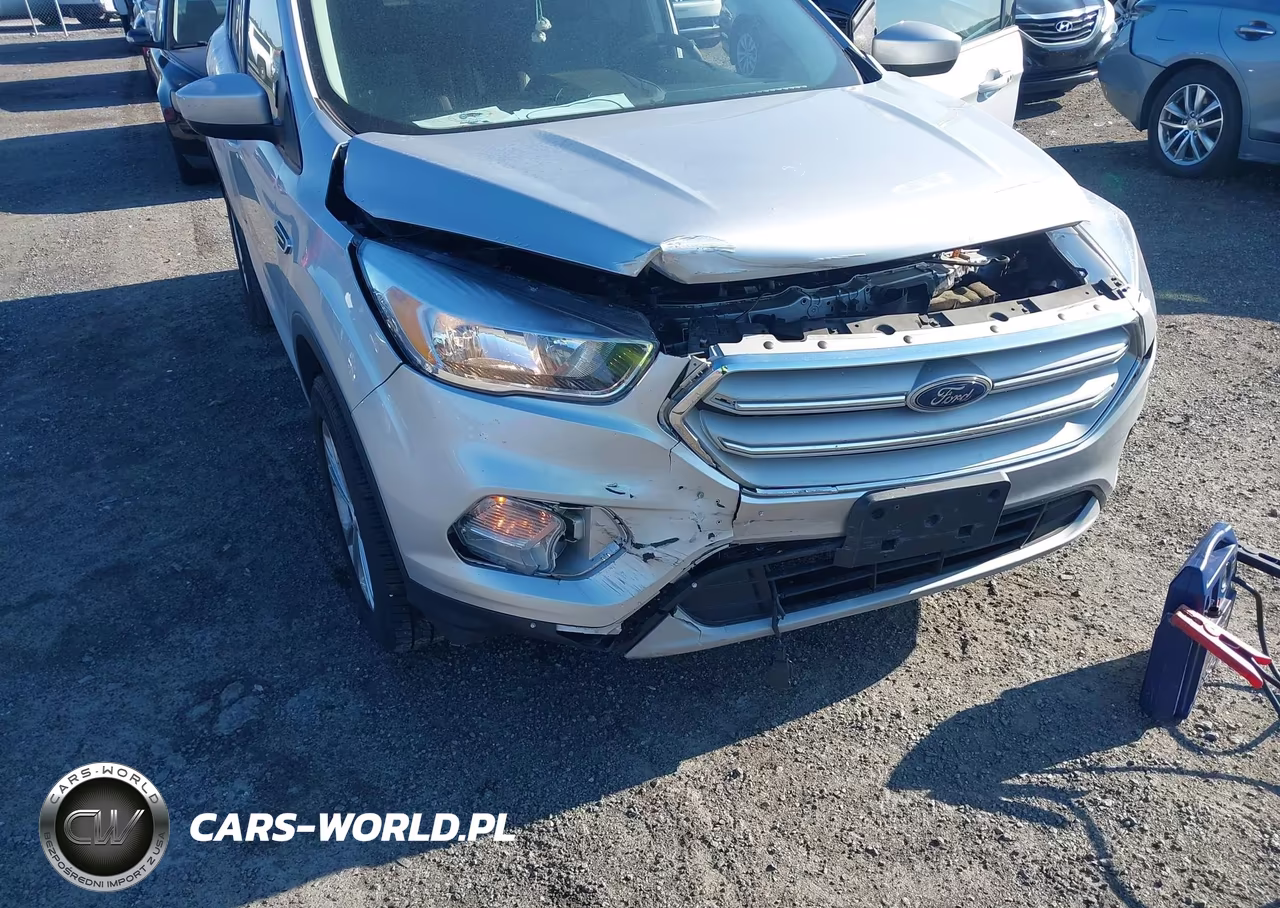 2019 Ford Escape Se VIN:1FMCU9GD3KUB18467 - 6
