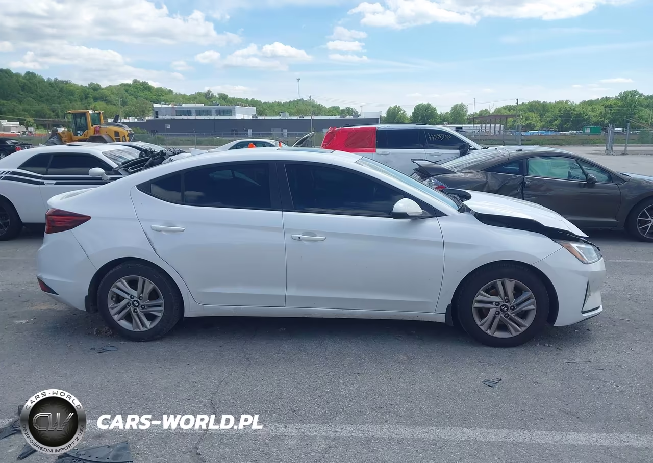 2020 Hyundai Elantra Value Edition VIN:5NPD84LFXLH516875 - 13