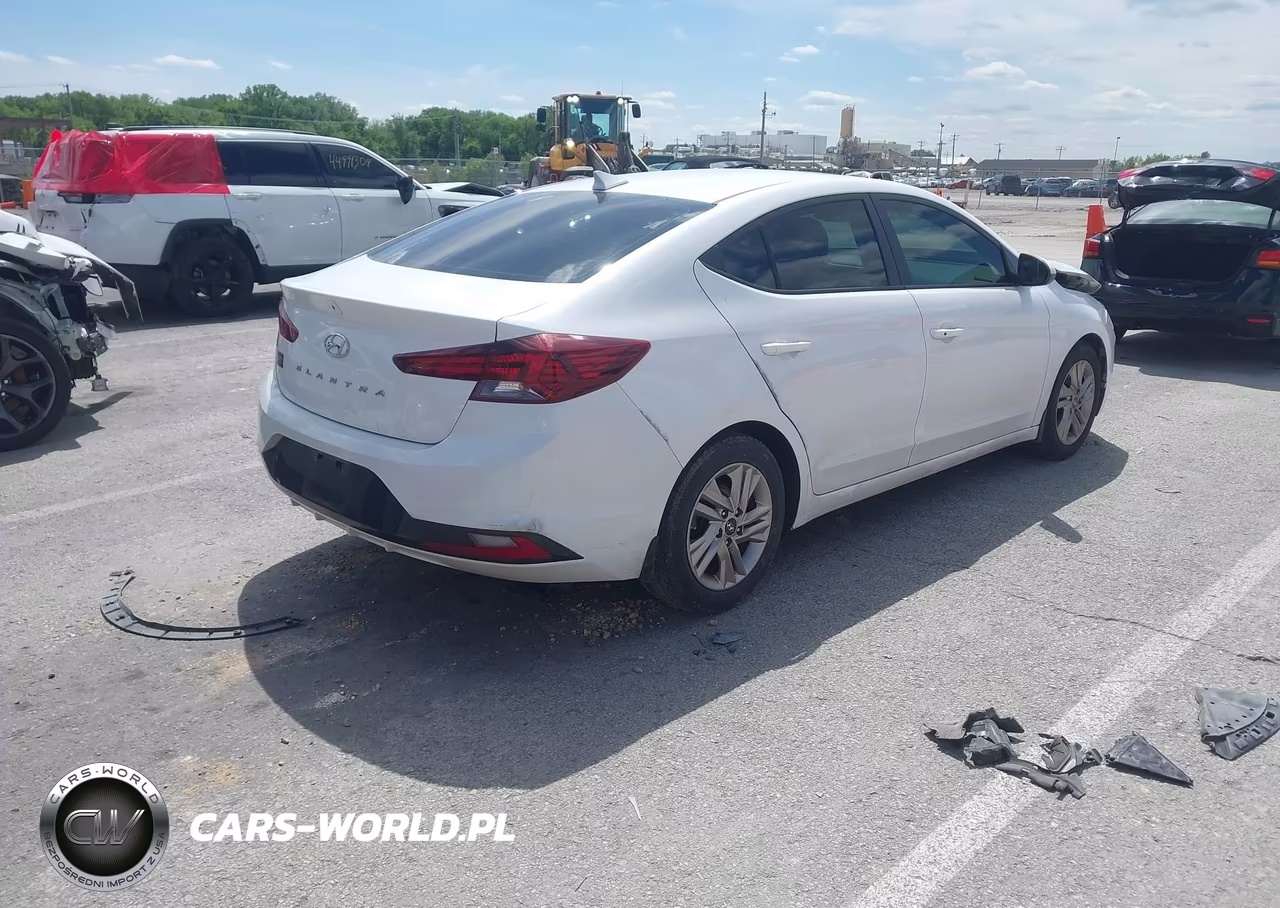 2020 Hyundai Elantra Value Edition VIN:5NPD84LFXLH516875 - 4