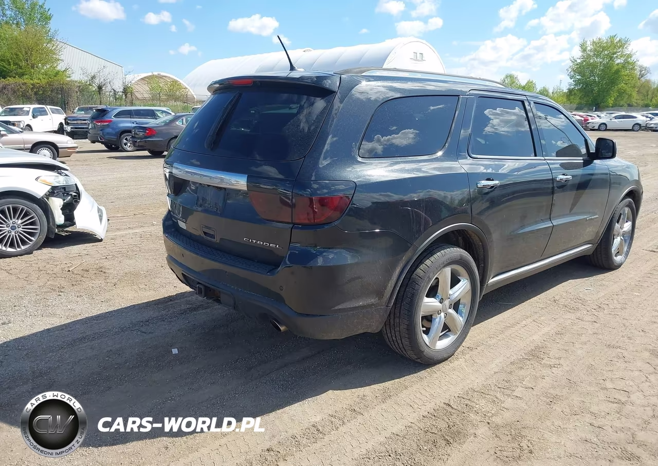 2011 Dodge Durango Citadel VIN:1D4SE5GT7BC693337 - 4