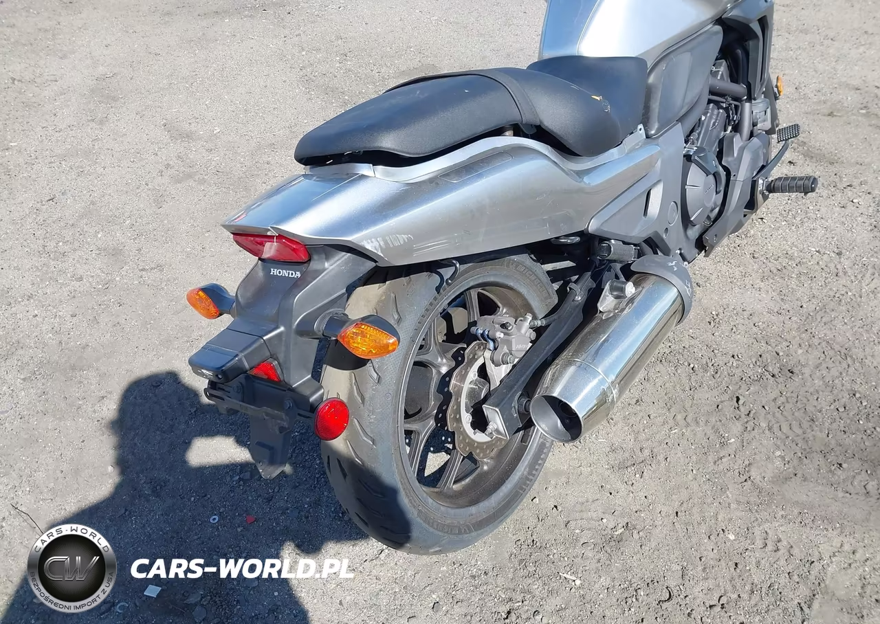 2016 Honda Ctx700 N VIN:JH2RC6816GK200031 - 15