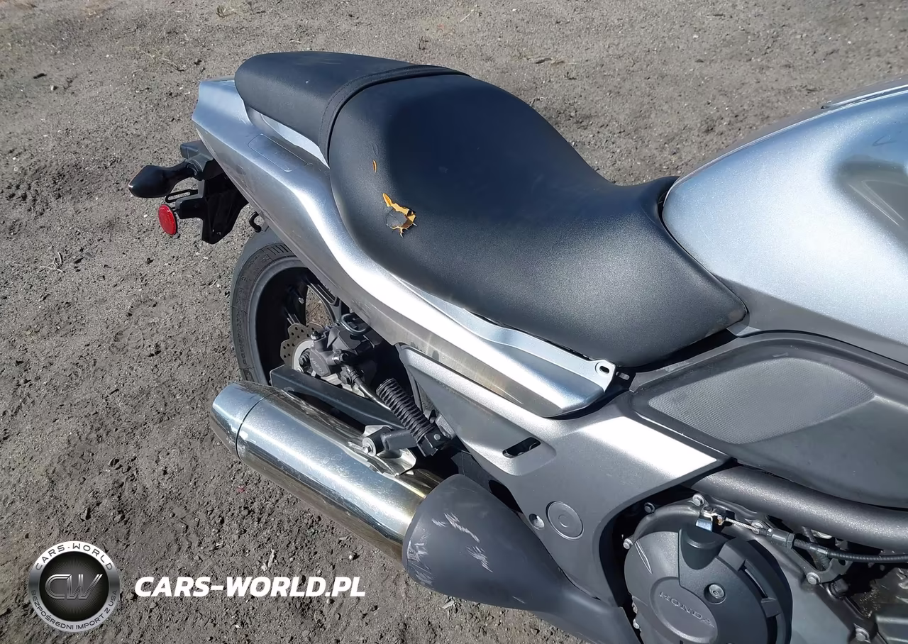2016 Honda Ctx700 N VIN:JH2RC6816GK200031 - 16