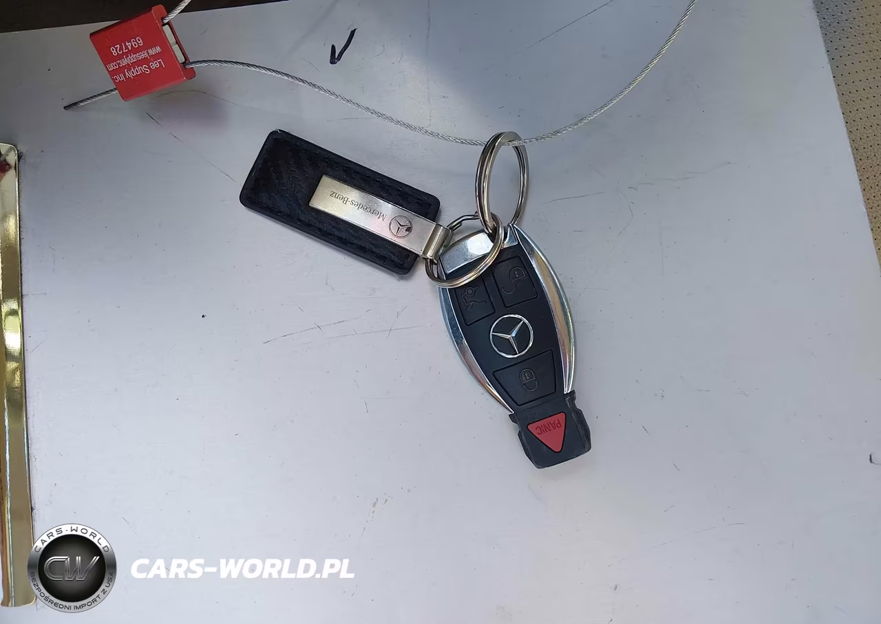 2012 Mercedes-Benz C 300 Sport 4Matic VIN:WDDGF8BBXCR211013 - 11
