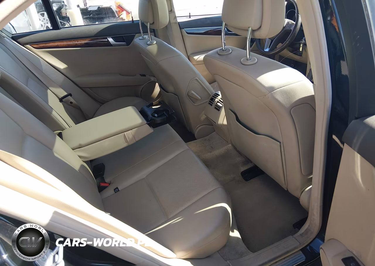 2012 Mercedes-Benz C 300 Sport 4Matic VIN:WDDGF8BBXCR211013 - 8