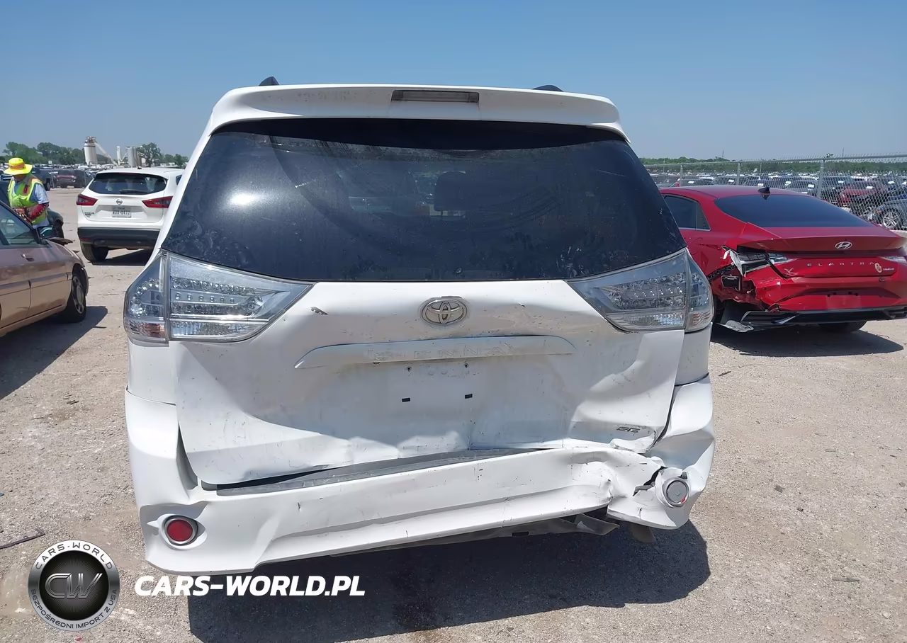 2015 Toyota Sienna Se 8 Passenger VIN:5TDXK3DC5FS534860 - 16