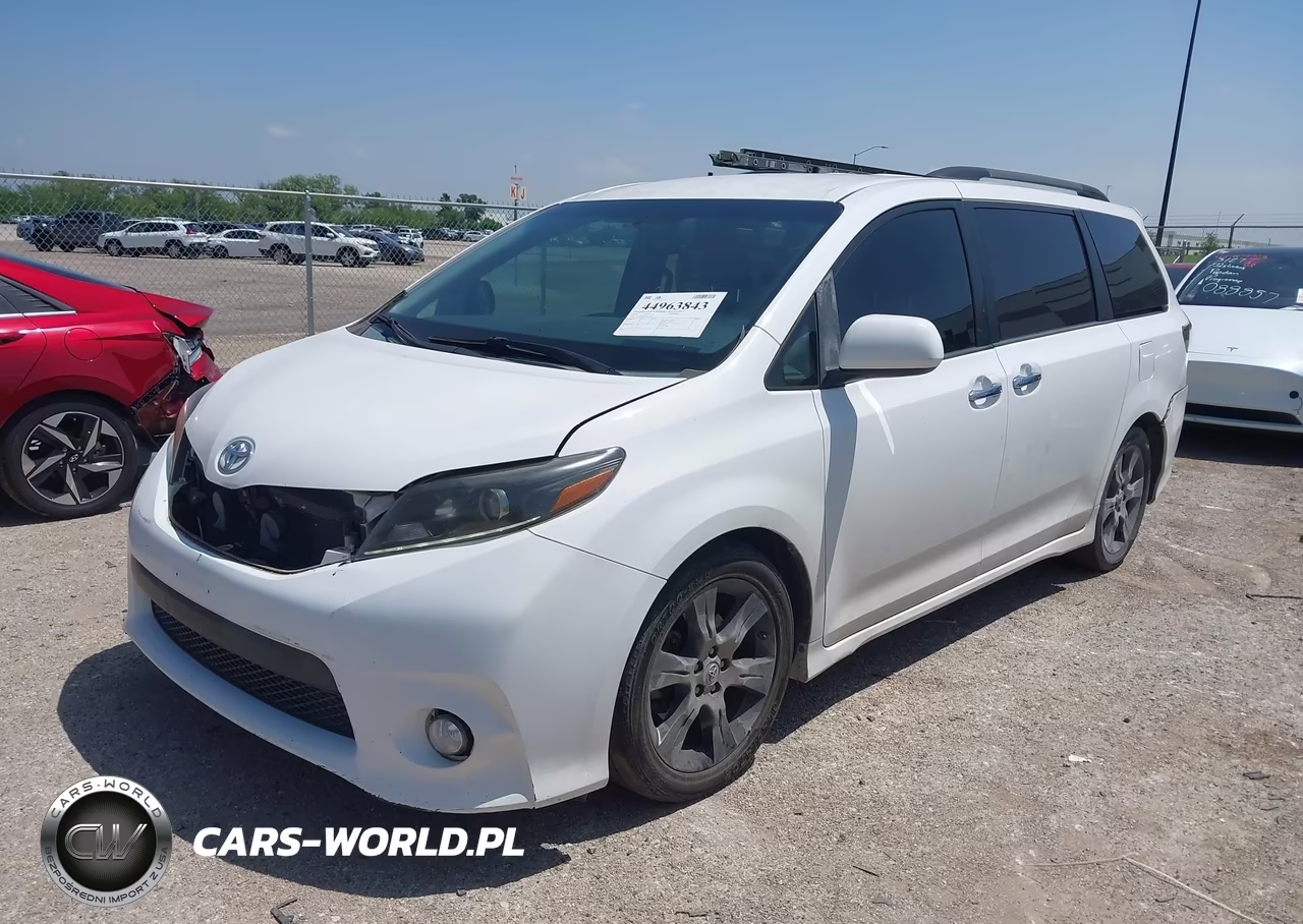 2015 Toyota Sienna Se 8 Passenger VIN:5TDXK3DC5FS534860 - 2